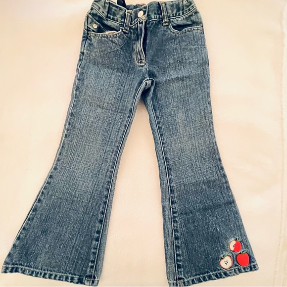 Gymboree Prep School Embroidered Apple Jeans - Picture 6 of 6